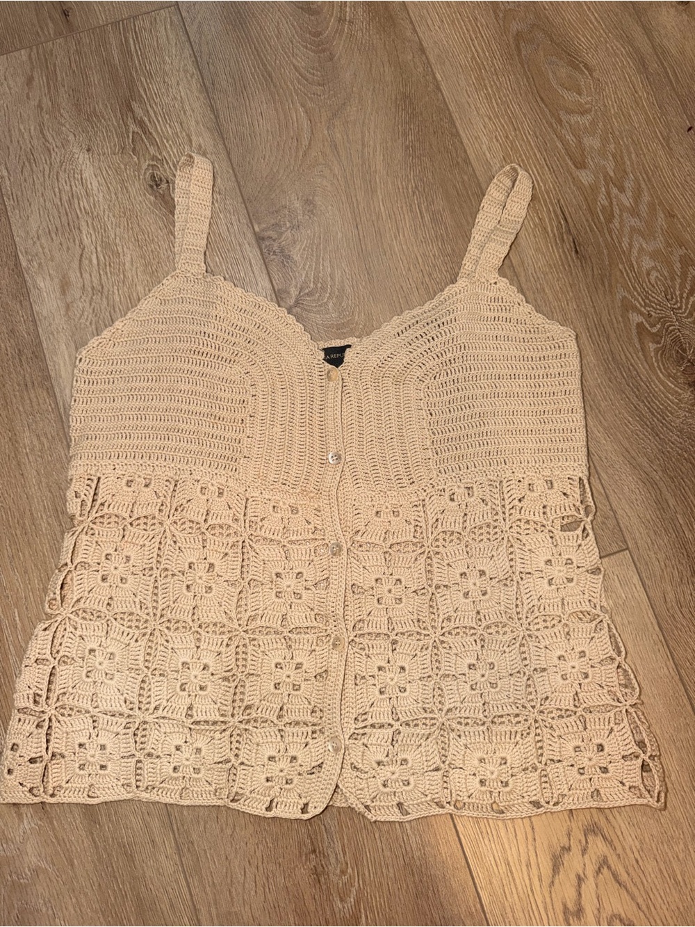 Banana Republic Crochet Button-Front Cotton Tank Top in Beige
